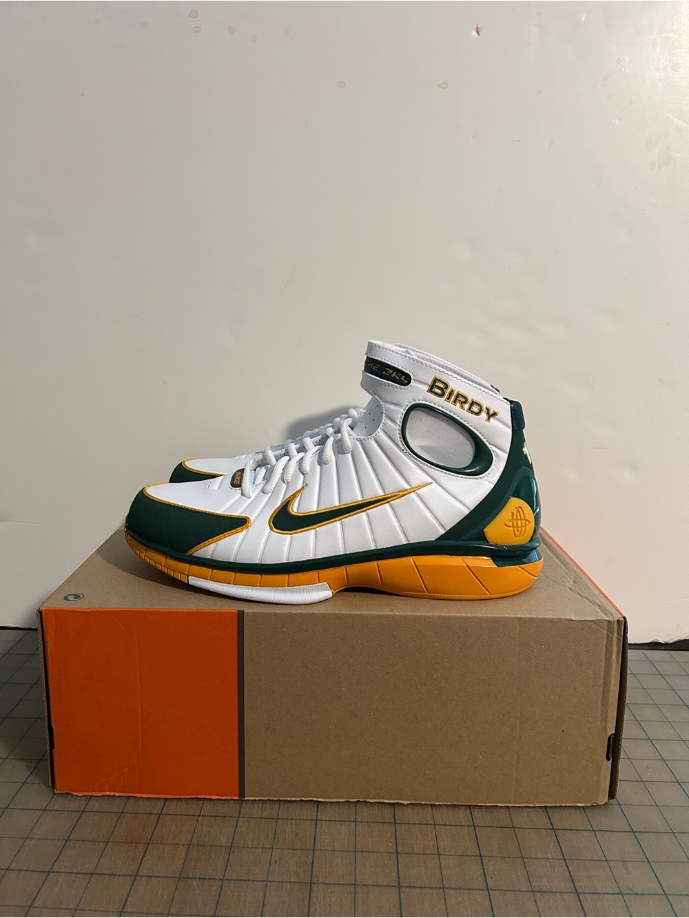 Nike Air Zoom Huarache 2K4 ‘Sue Bird’